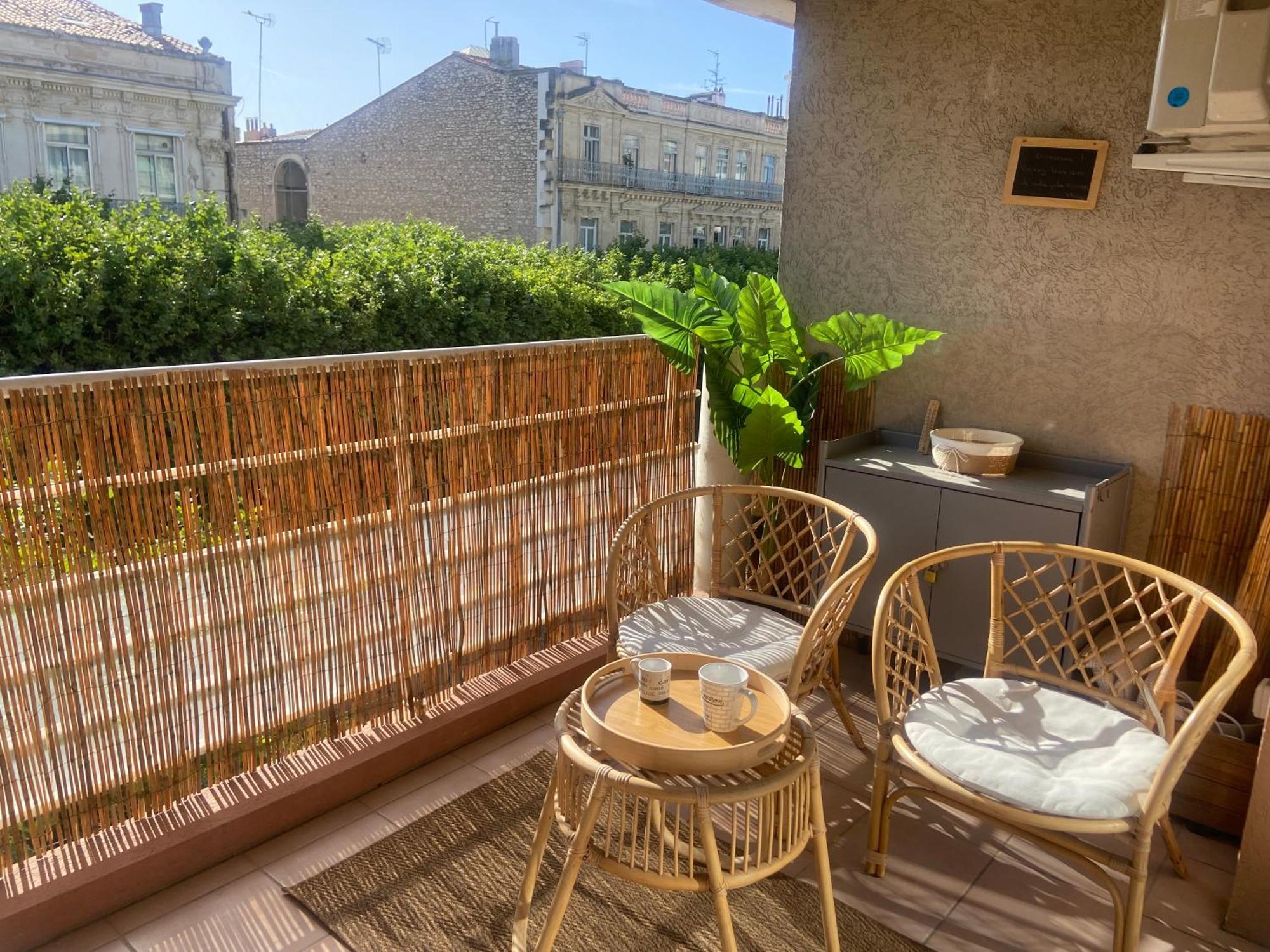 Charmant Appartement Central Terrasse Proche Gare Sète Exterior foto